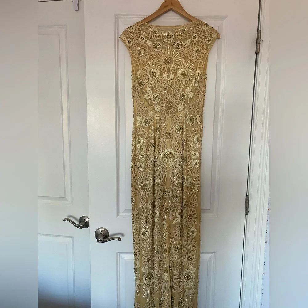 Yellow Gold Sequin Sue Wong Women’s Evening Gown Size 2 - Picture 3 of 4